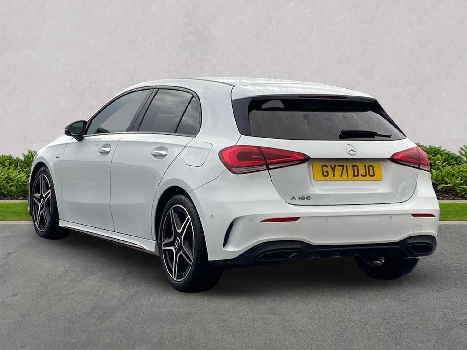 Used Mercedes-Benz A-Class 2021 for sale - 76536618: Photo 2