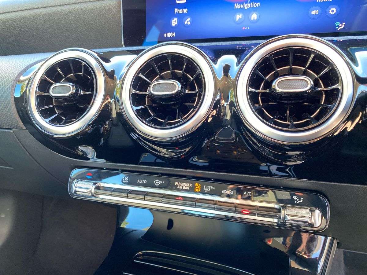 Used Mercedes-Benz CLA 2025 for sale - 78125248: Photo 12