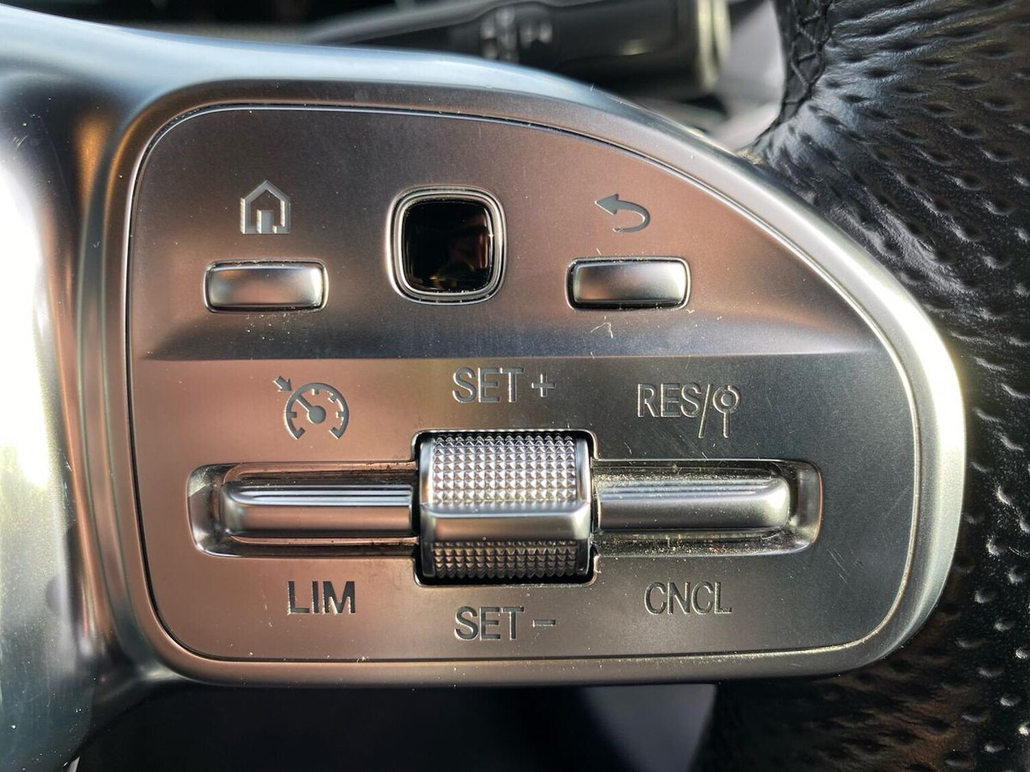 Used Mercedes-Benz CLA 2021 for sale - 76057942: Photo 27
