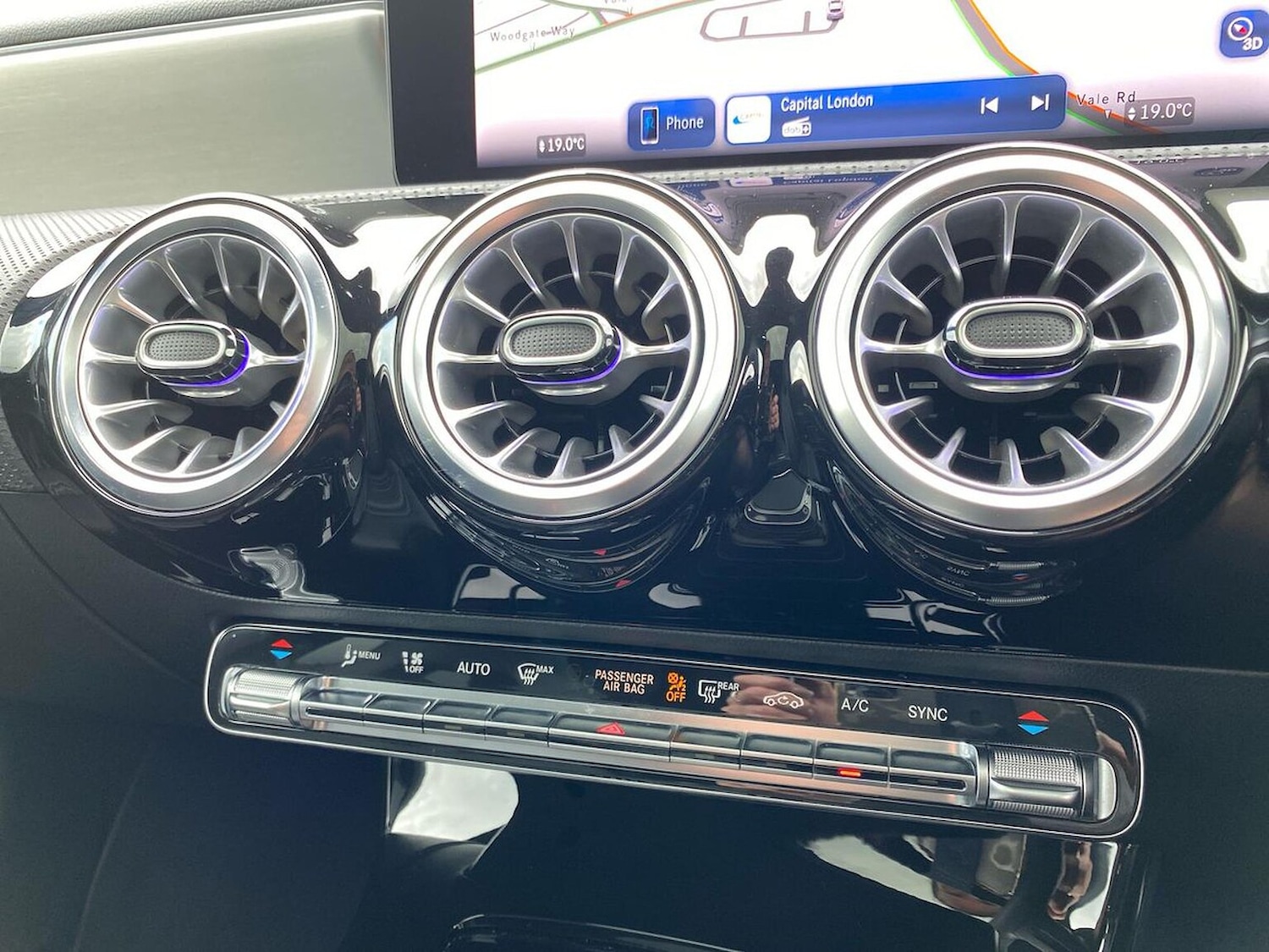 Used Mercedes-Benz CLA 2024 for sale - 76655909: Photo 12