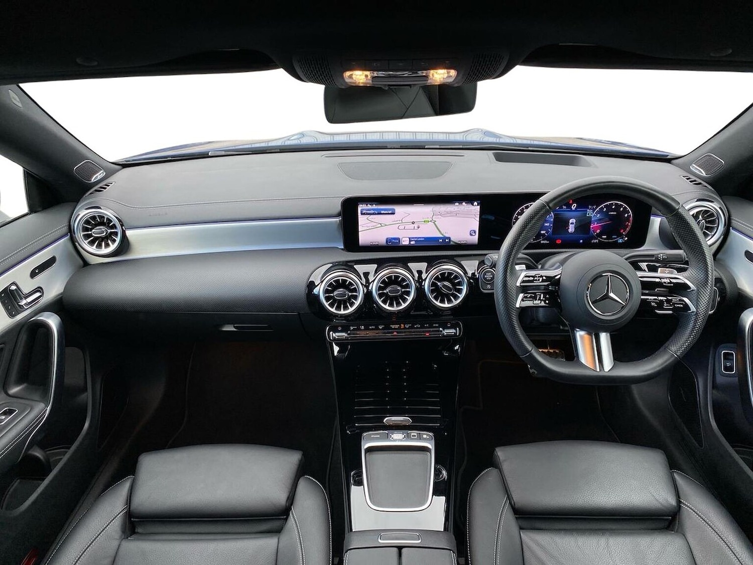 Used Mercedes-Benz CLA 2024 for sale - 76655909: Photo 8