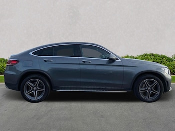 Used Mercedes-Benz GLC 2019 for sale - 75975310: Photo