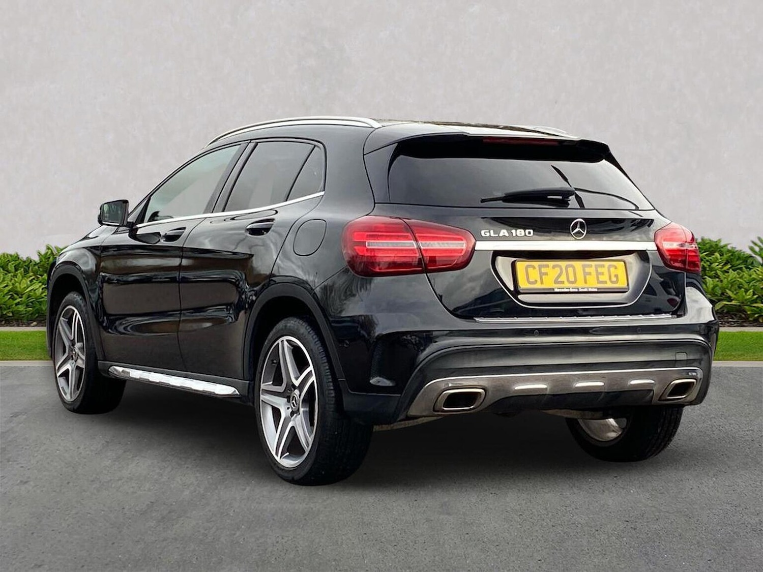 Used Mercedes-Benz GLA 2020 for sale - 76859178: Photo 2