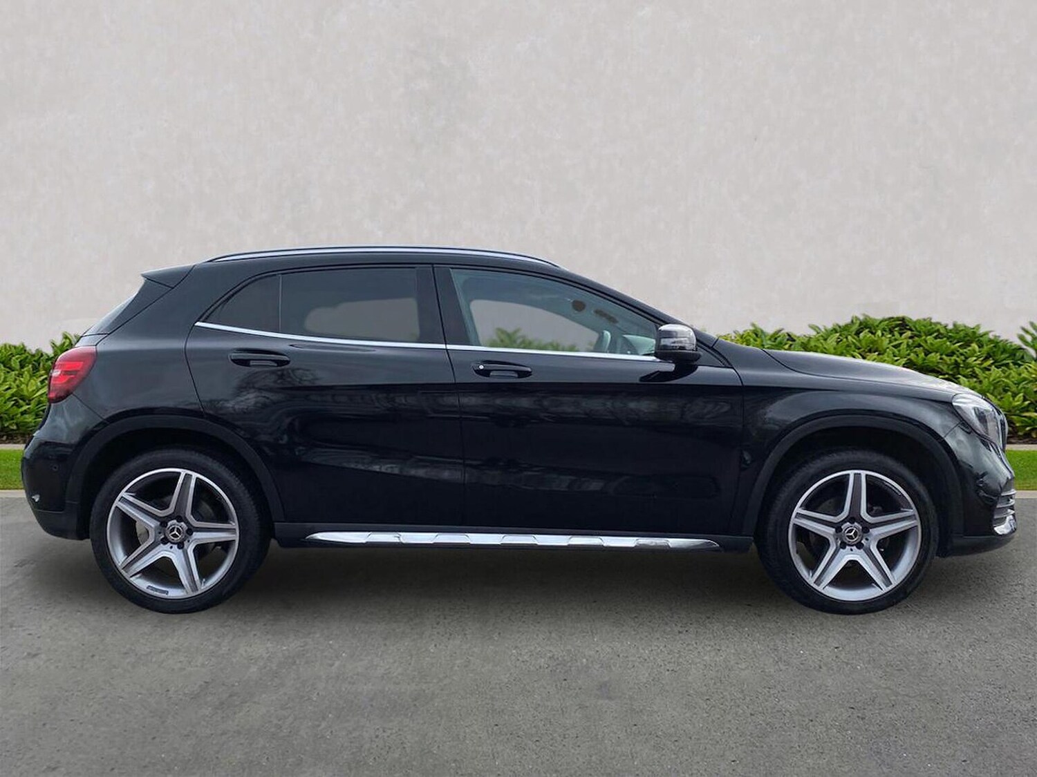 Used Mercedes-Benz GLA 2020 for sale - 76859178: Photo 3