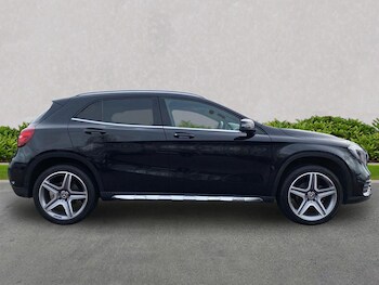 Used Mercedes-Benz GLA 2020 for sale - 76859178: Photo