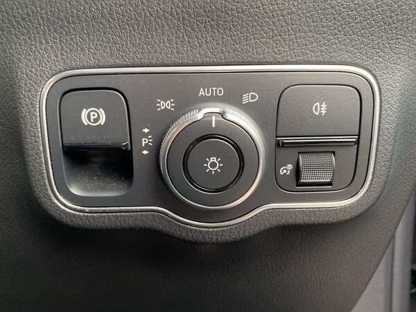 Used Mercedes-Benz GLA 2022 for sale - 76305401: Photo 22