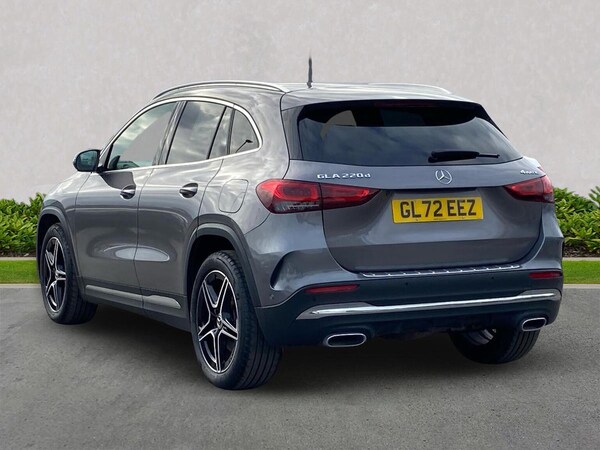 Used Mercedes-Benz GLA 2022 for sale - 76305401: Photo 2