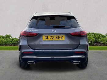 Used Mercedes-Benz GLA 2022 for sale - 76305401: Photo