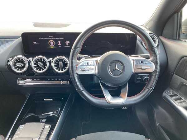 Used Mercedes-Benz GLA 2022 for sale - 76305401: Photo 9