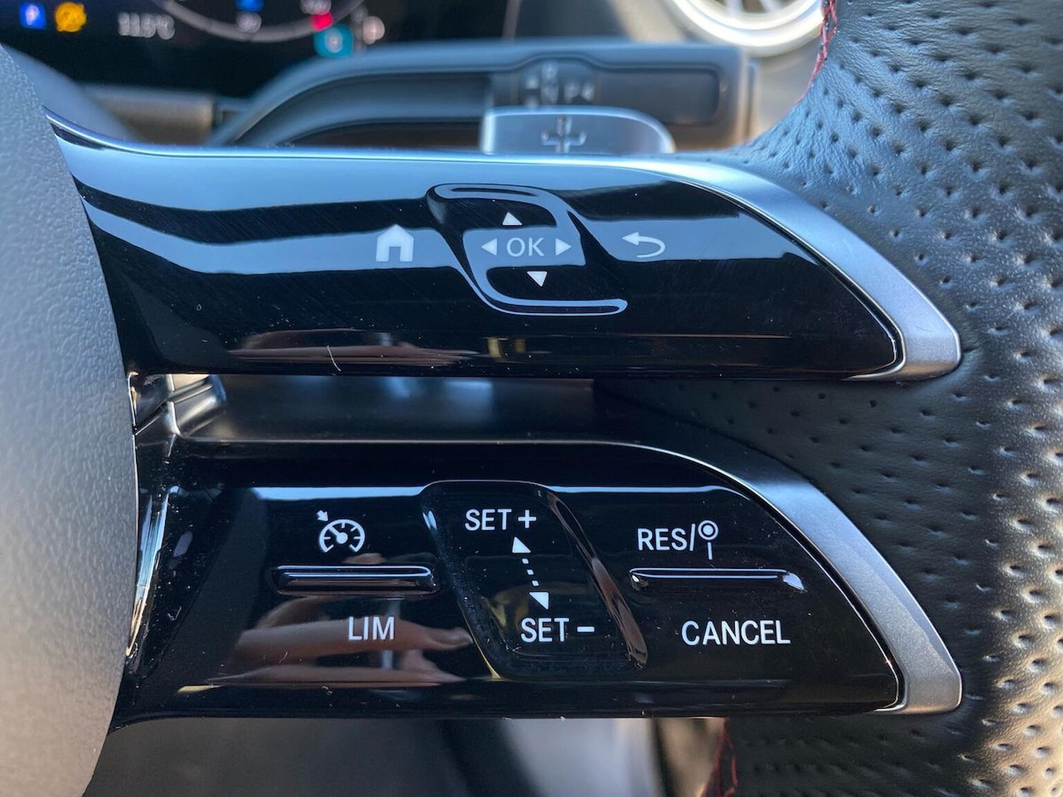 Used Mercedes-Benz GLA 2024 for sale - 76627930: Photo 27