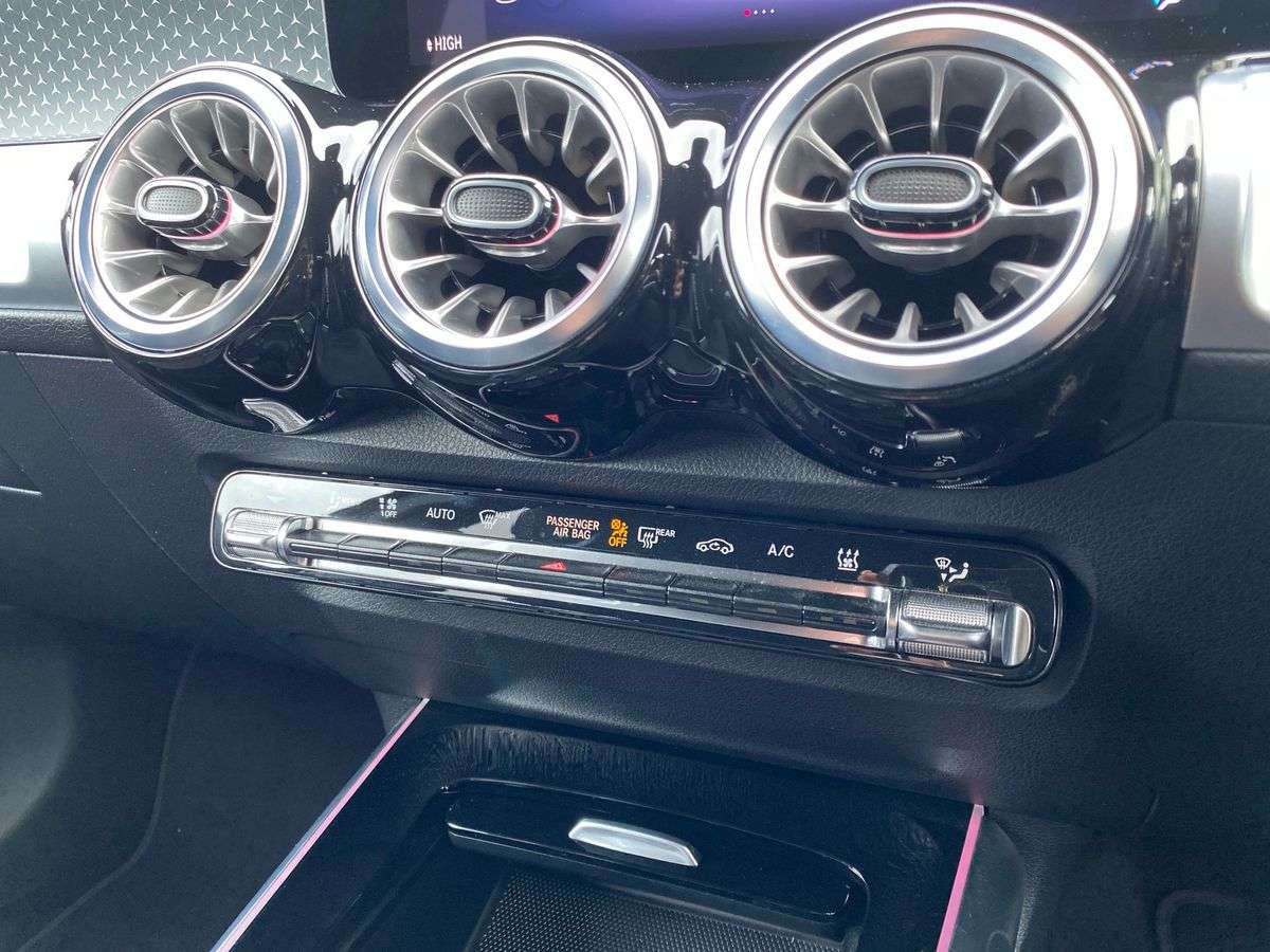 Used Mercedes-Benz EQB 2024 for sale - 78178314: Photo 12