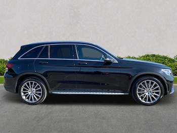 Used Mercedes-Benz GLC 2022 for sale - 75550391: Photo