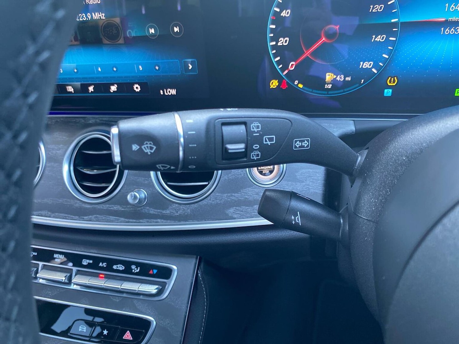 Used Mercedes-Benz E Class 2023 for sale - 77069962: Photo 30