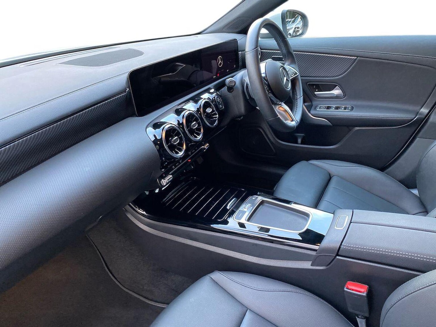 Used Mercedes-Benz CLA 2024 for sale - 76599236: Photo 7