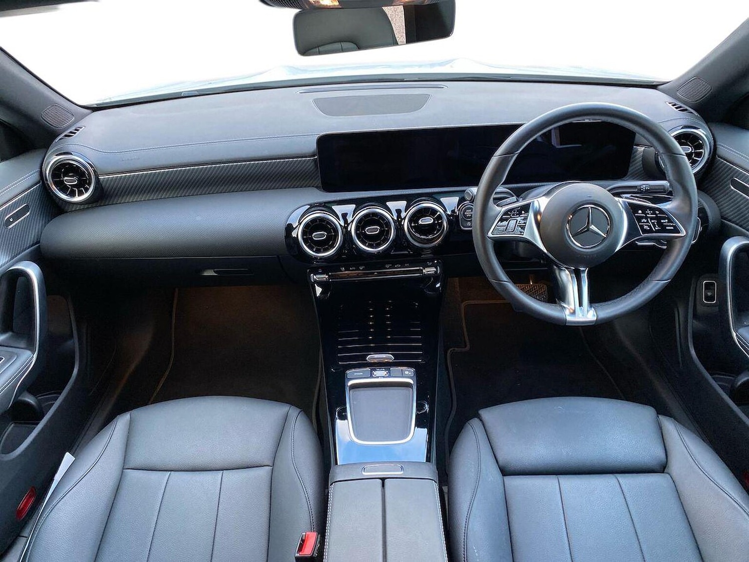 Used Mercedes-Benz CLA 2024 for sale - 76599236: Photo 8