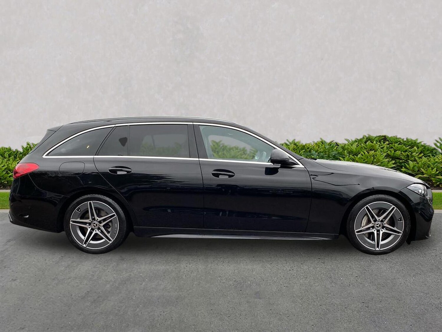 Used Mercedes-Benz C Class 2024 for sale - 76682651: Photo 3