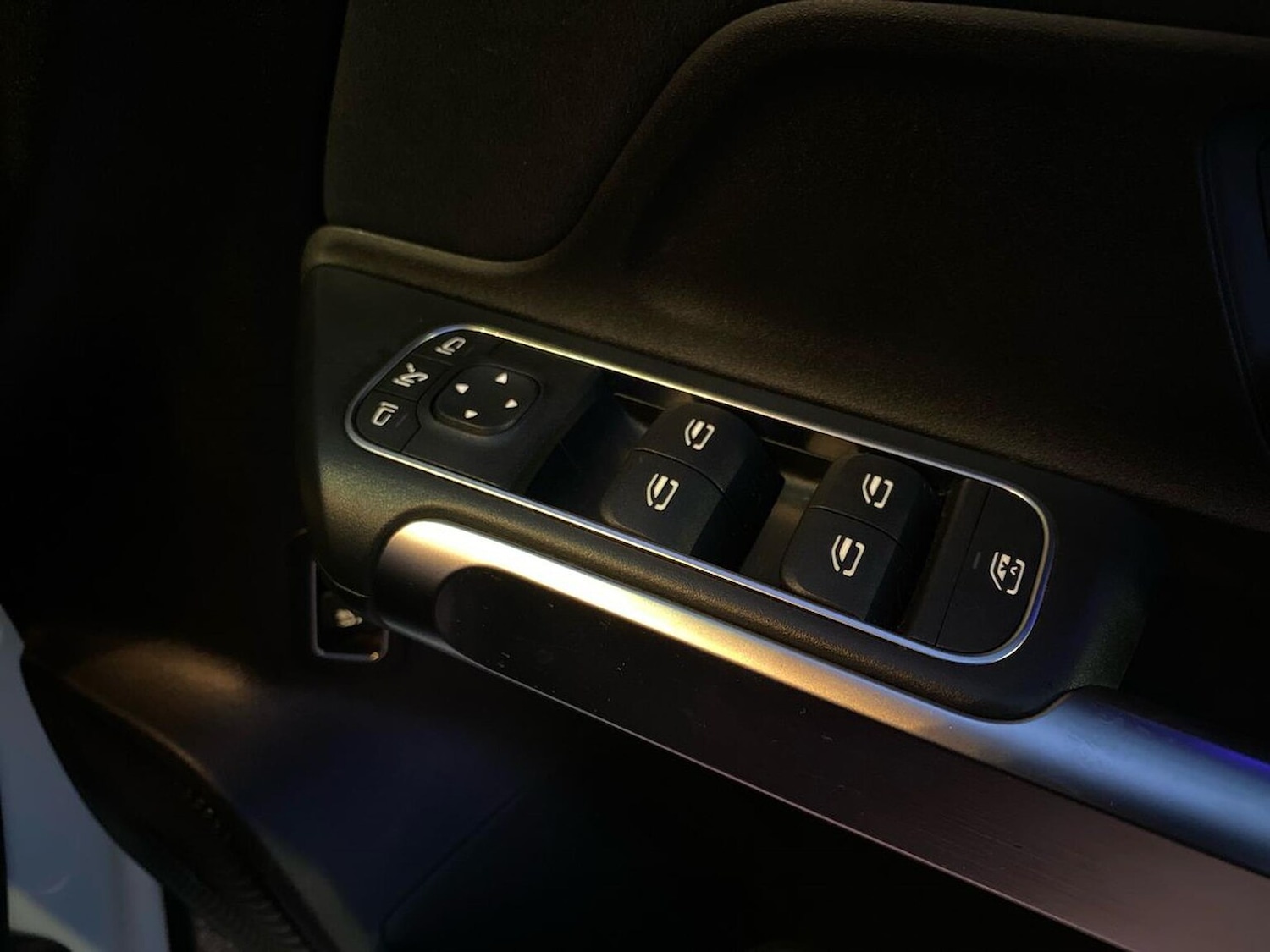 Used Mercedes-Benz GLB 2021 for sale - 76757056: Photo 21