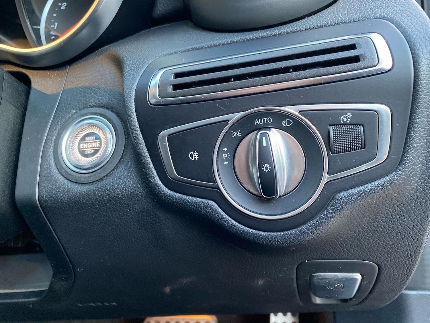 Used Mercedes-Benz C Class 2019 for sale - 76599229: Photo 22