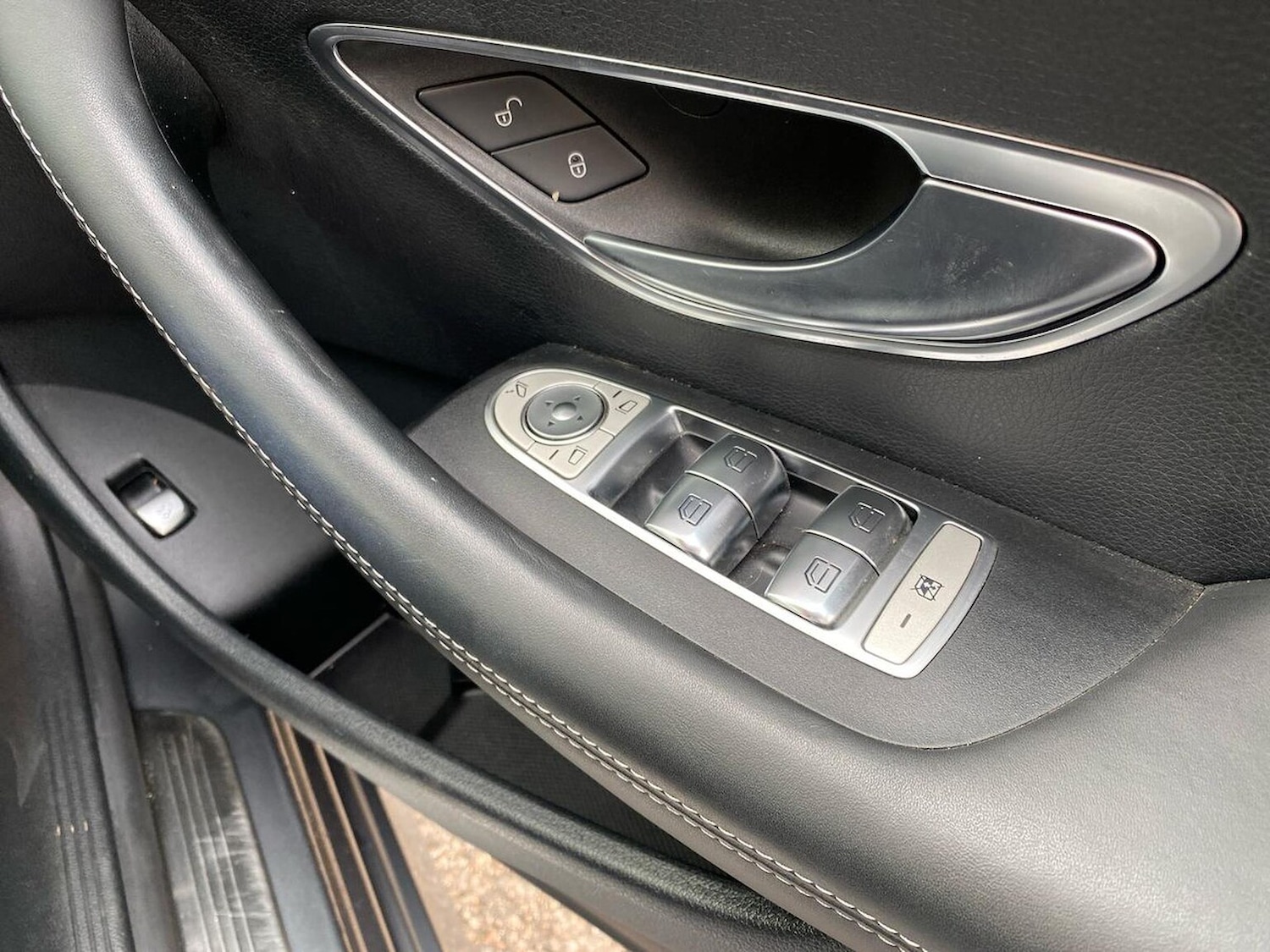 Used Mercedes-Benz E Class 2020 for sale - 76918966: Photo 21