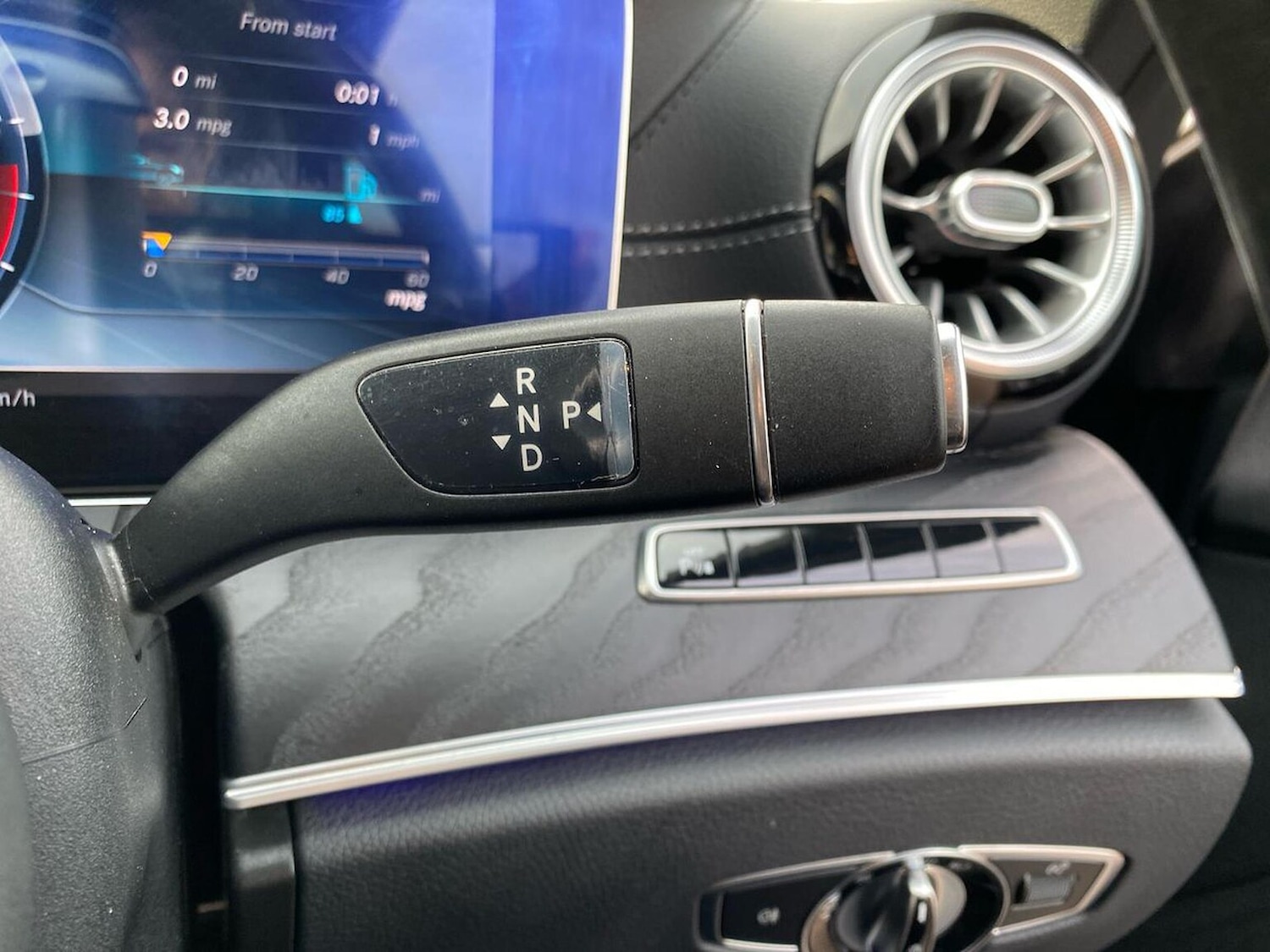 Used Mercedes-Benz E Class 2020 for sale - 76918966: Photo 29