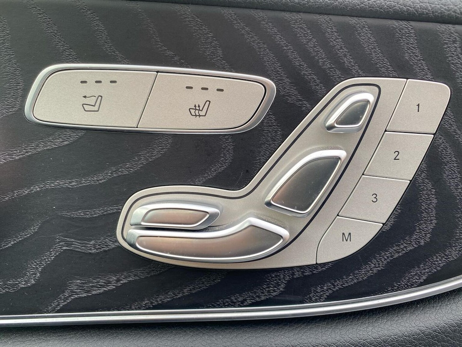 Used Mercedes-Benz E Class 2020 for sale - 76918966: Photo 30