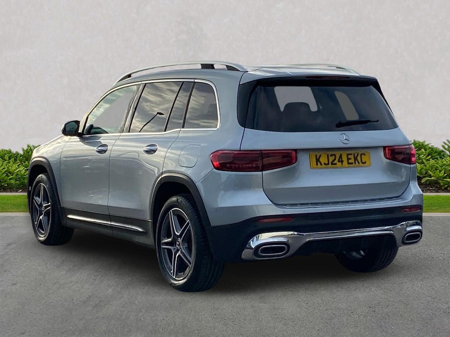 Used Mercedes-Benz GLB 2024 for sale - 76490519: Photo 2