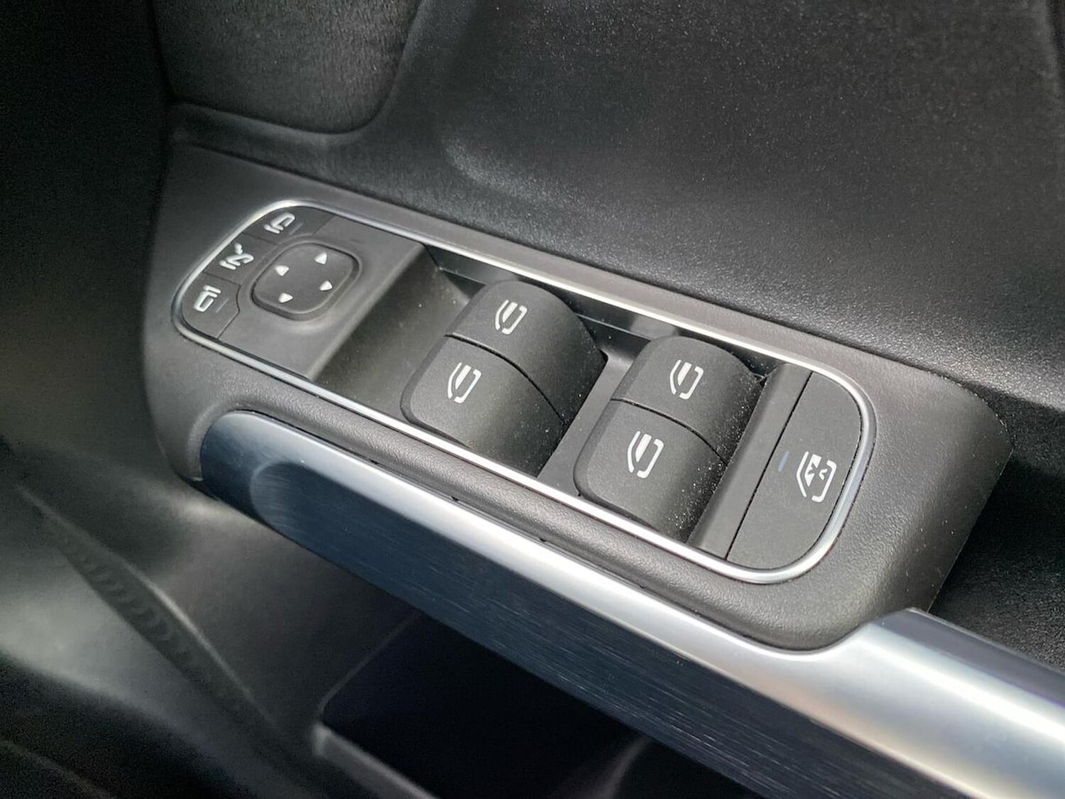 Used Mercedes-Benz GLB 2024 for sale - 76490519: Photo 21