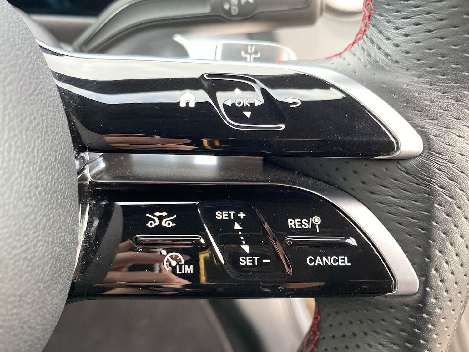 Used Mercedes-Benz GLB 2024 for sale - 76490519: Photo 27