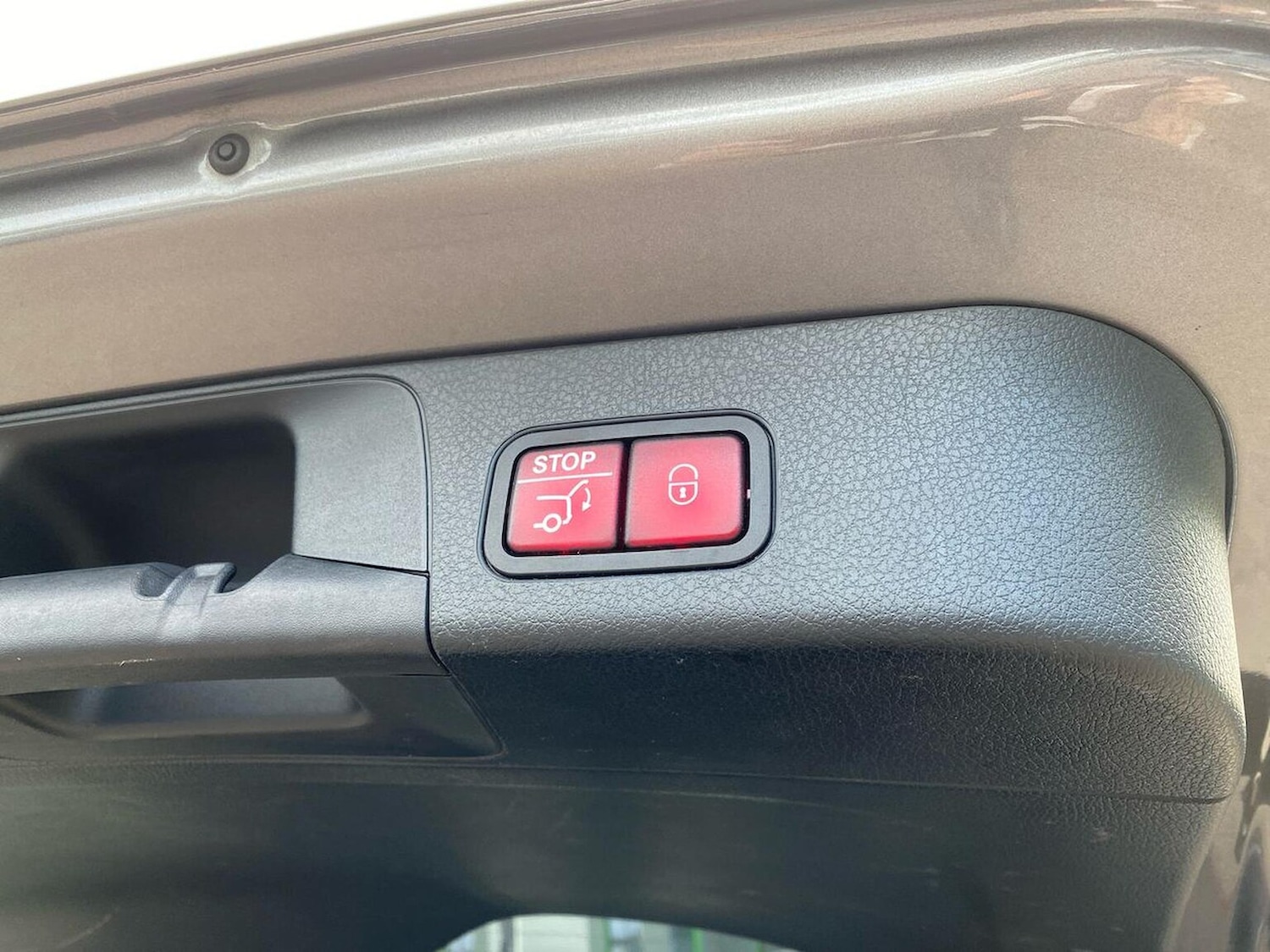 Used Mercedes-Benz GLB 2020 for sale - 76144203: Photo 40