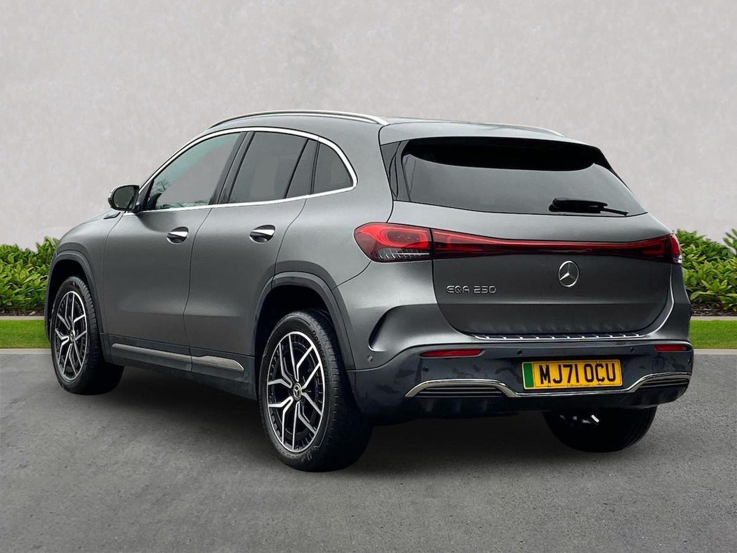 Used Mercedes-Benz EQA 2021 for sale - 76681771: Photo 2