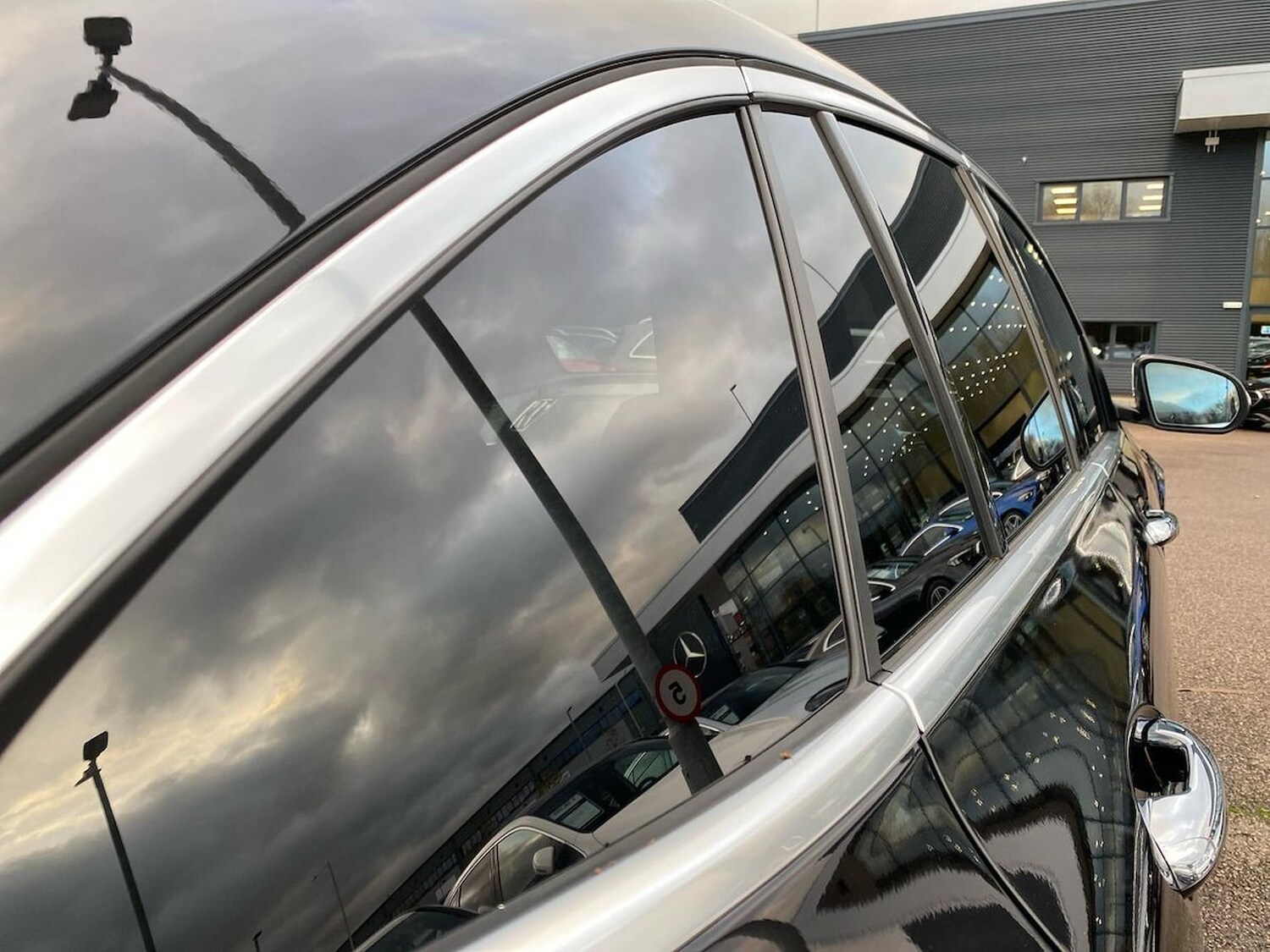 Used Mercedes-Benz EQC 2023 for sale - 76627932: Photo 39