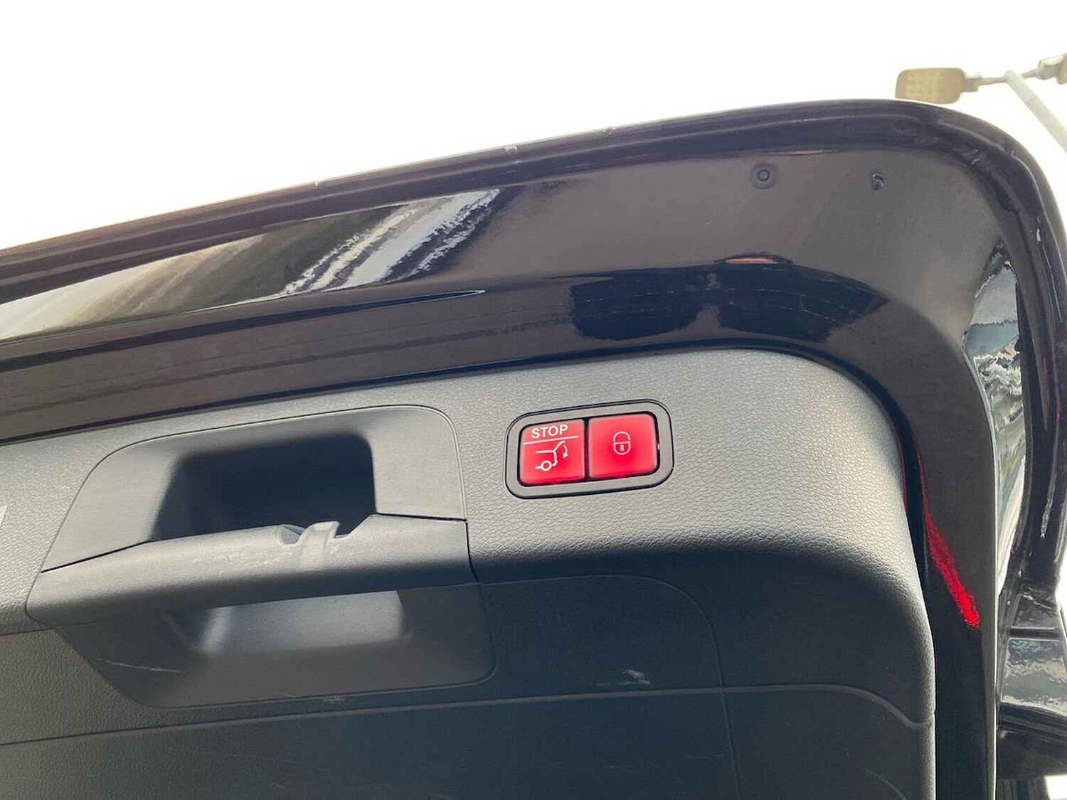 Used Mercedes-Benz EQC 2023 for sale - 76627932: Photo 40