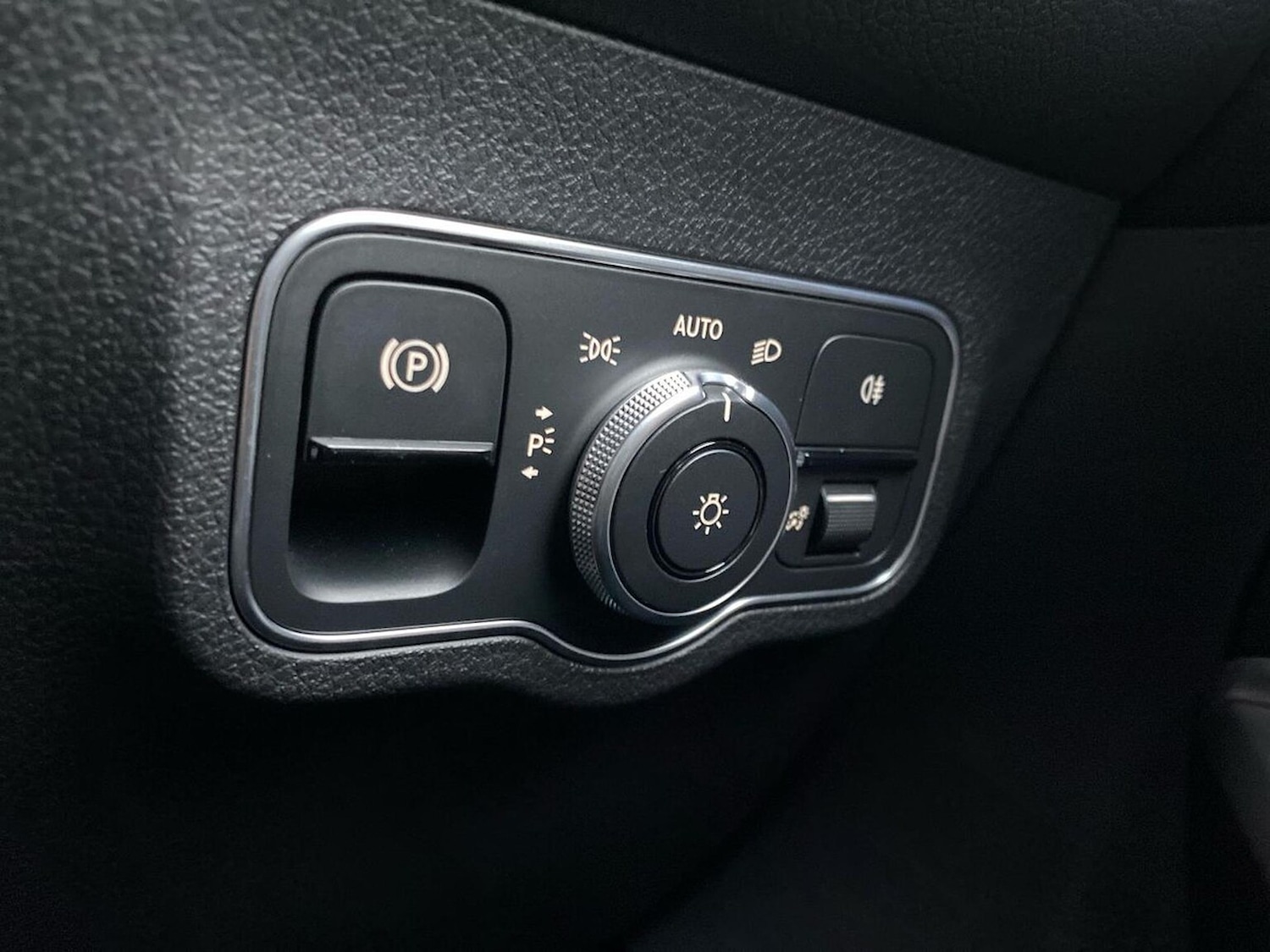 Used Mercedes-Benz GLB 2024 for sale - 76651221: Photo 22