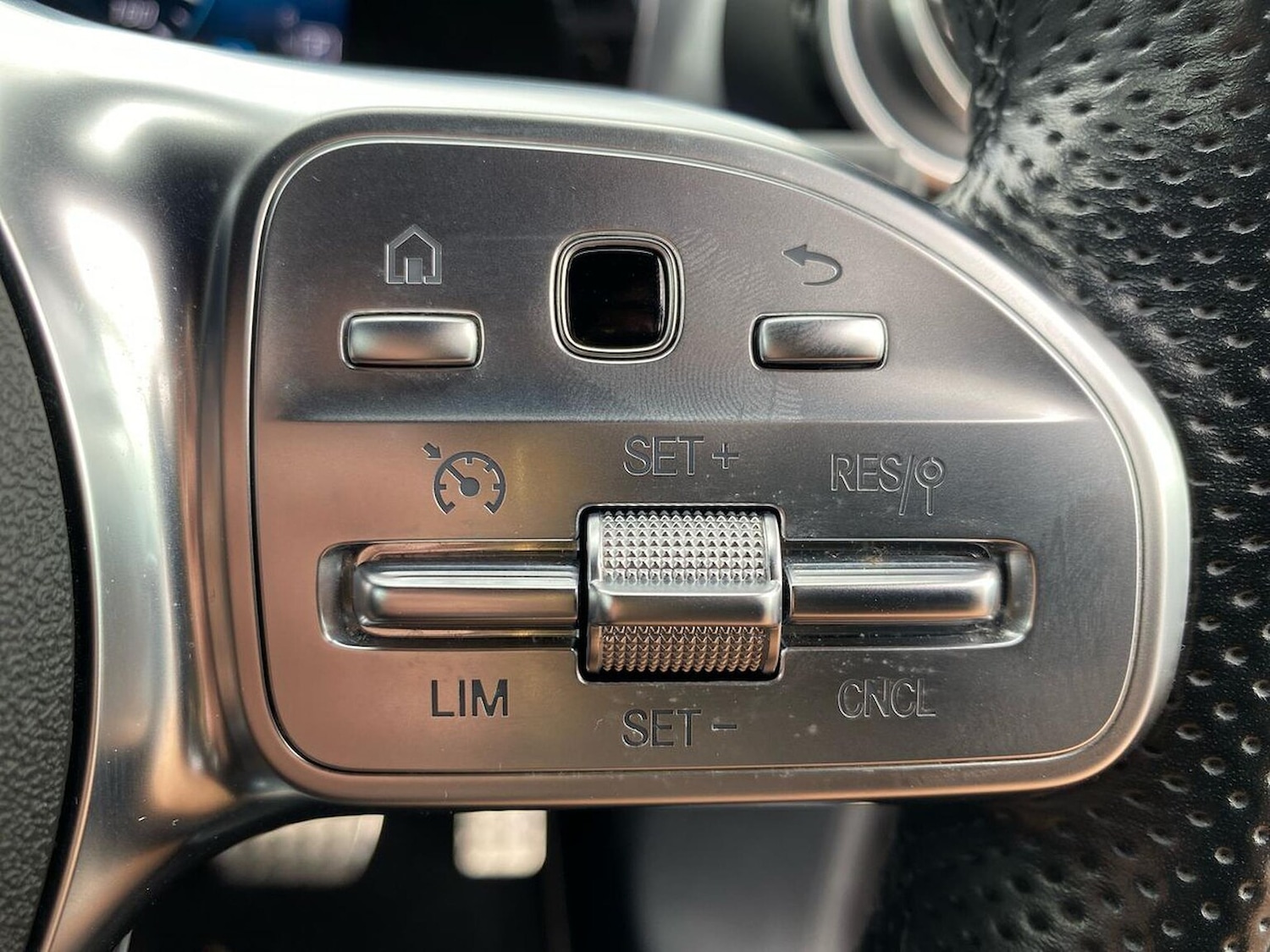 Used Mercedes-Benz A-Class 2021 for sale - 76263302: Photo 27