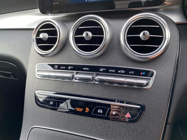 Used Mercedes-Benz GLC 2020 for sale - 76324674: Photo 12