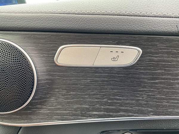 Used Mercedes-Benz GLC 2020 for sale - 76324674: Photo 30