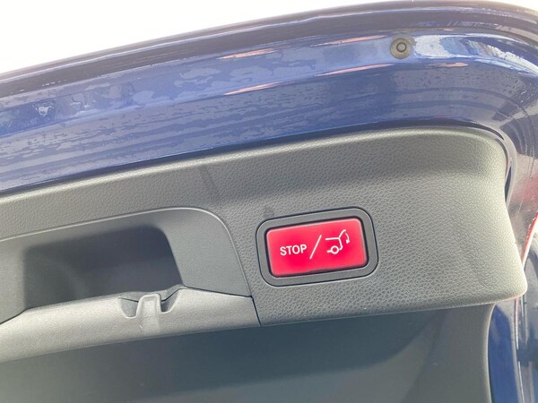 Used Mercedes-Benz GLC 2020 for sale - 76324674: Photo 40