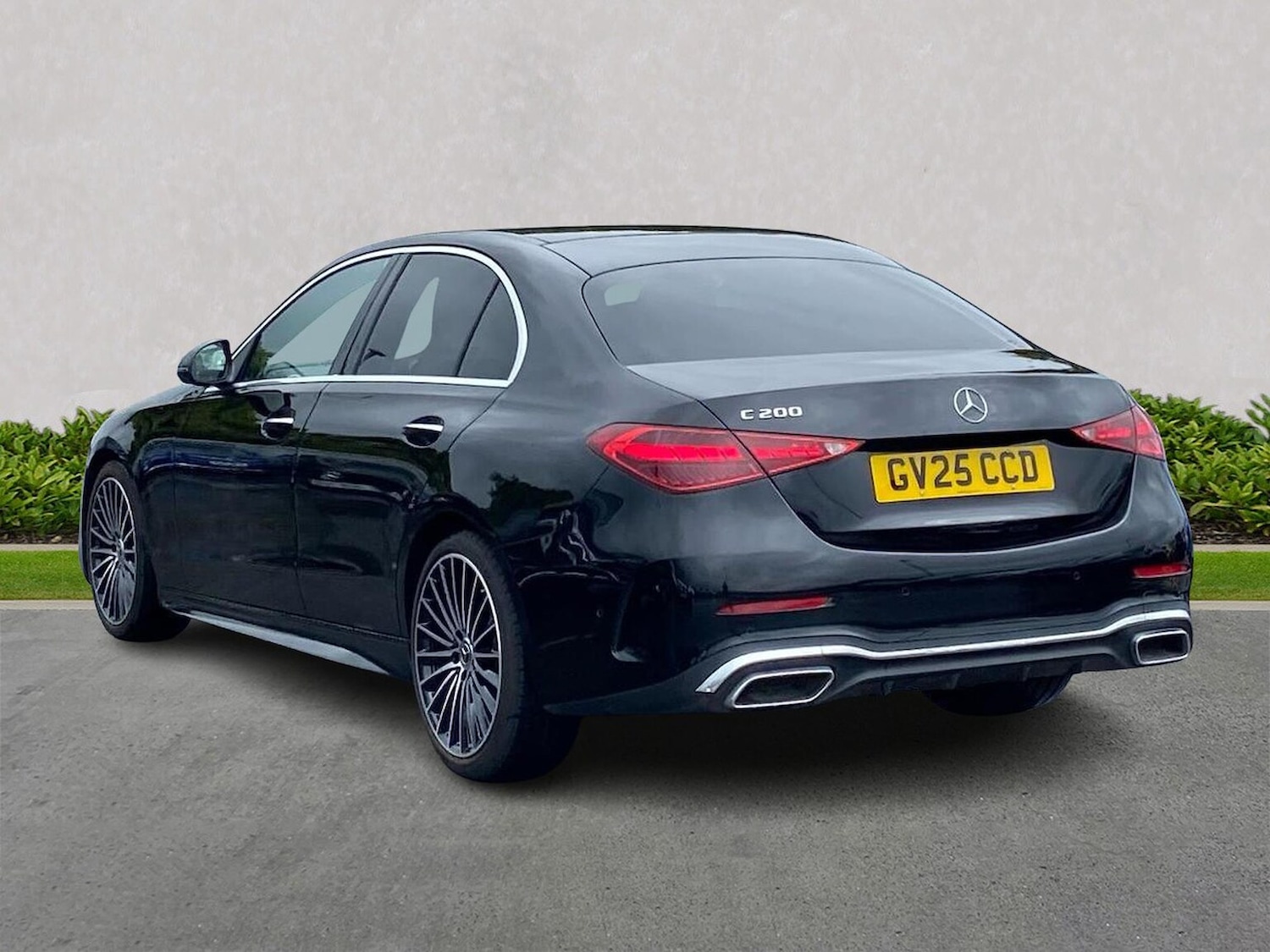 Used Mercedes-Benz C Class 2025 for sale - 76504951: Photo 2