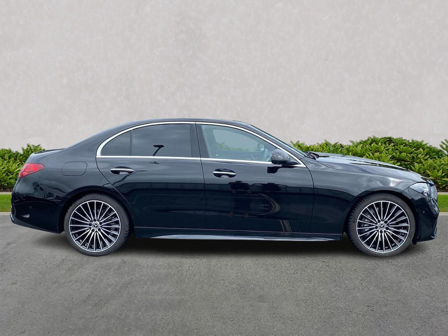 Used Mercedes-Benz C Class 2025 for sale - 76504951: Photo 3