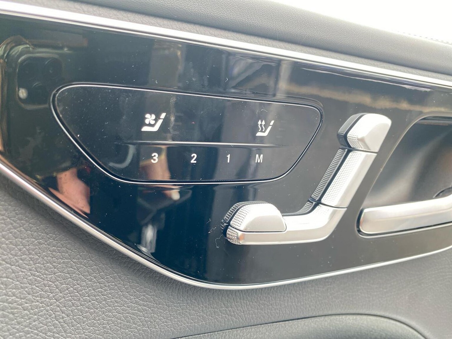 Used Mercedes-Benz C Class 2025 for sale - 76504951: Photo 30