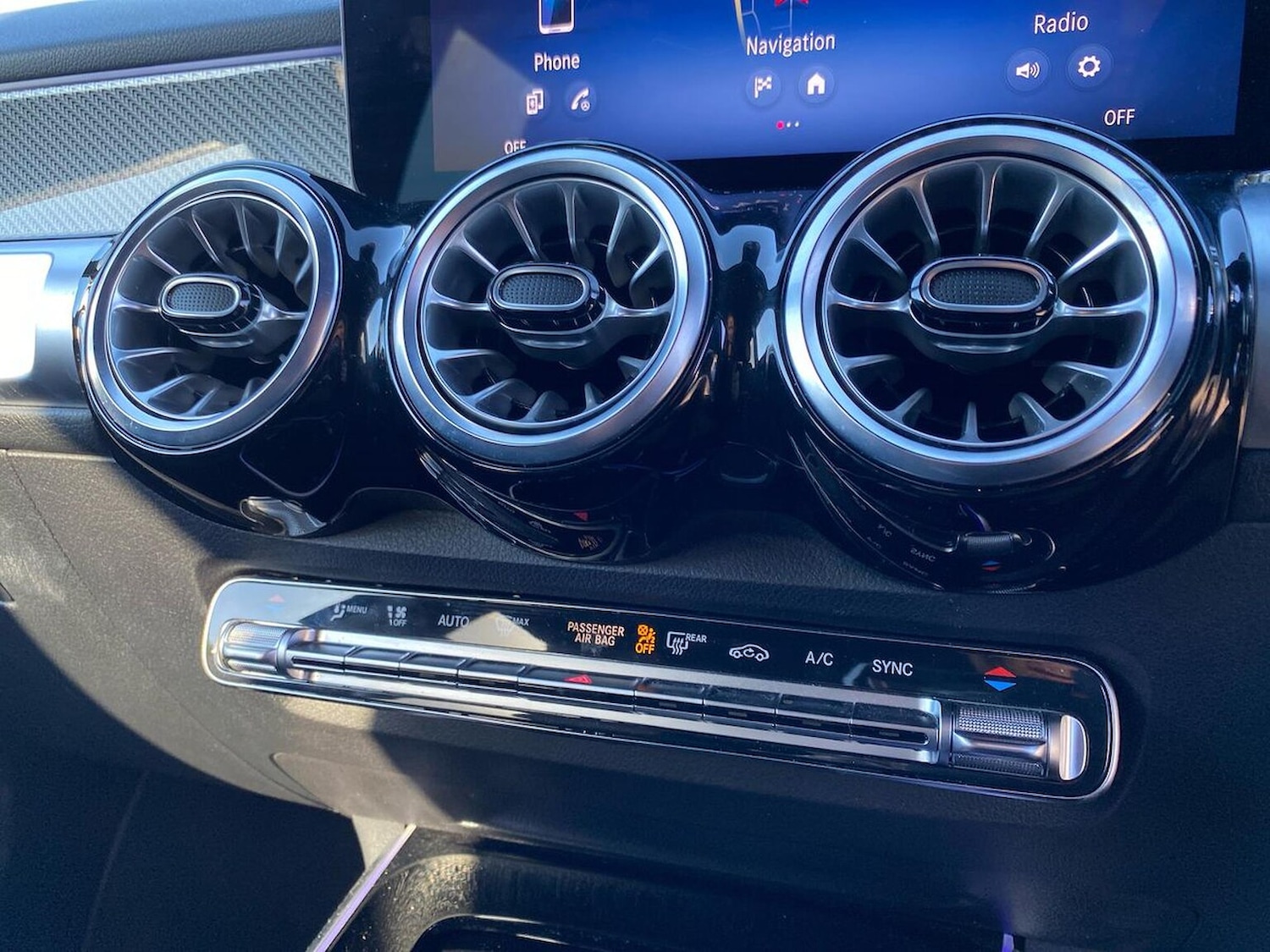 Used Mercedes-Benz GLB 2024 for sale - 76365088: Photo 12