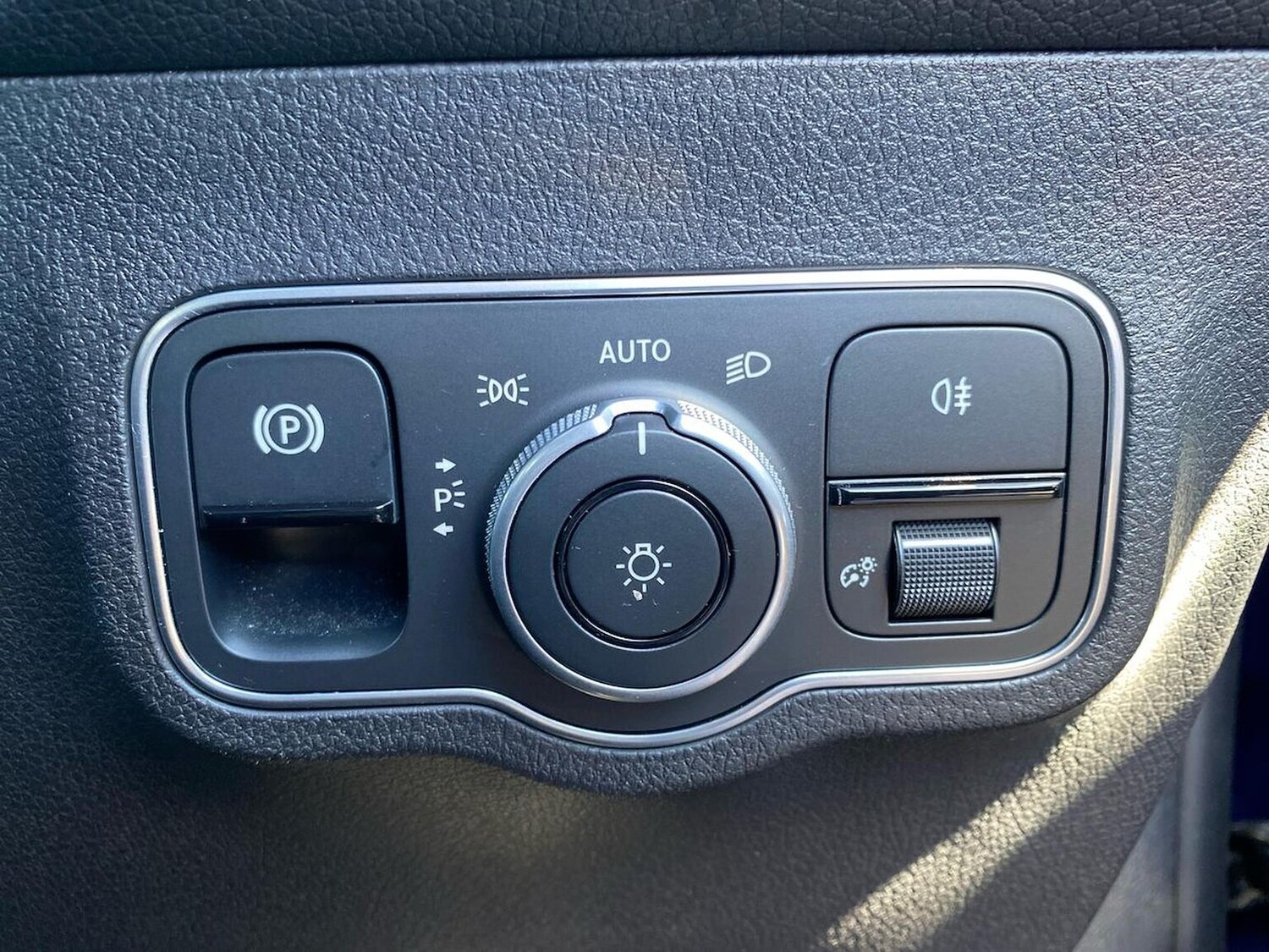 Used Mercedes-Benz GLB 2024 for sale - 76365088: Photo 22