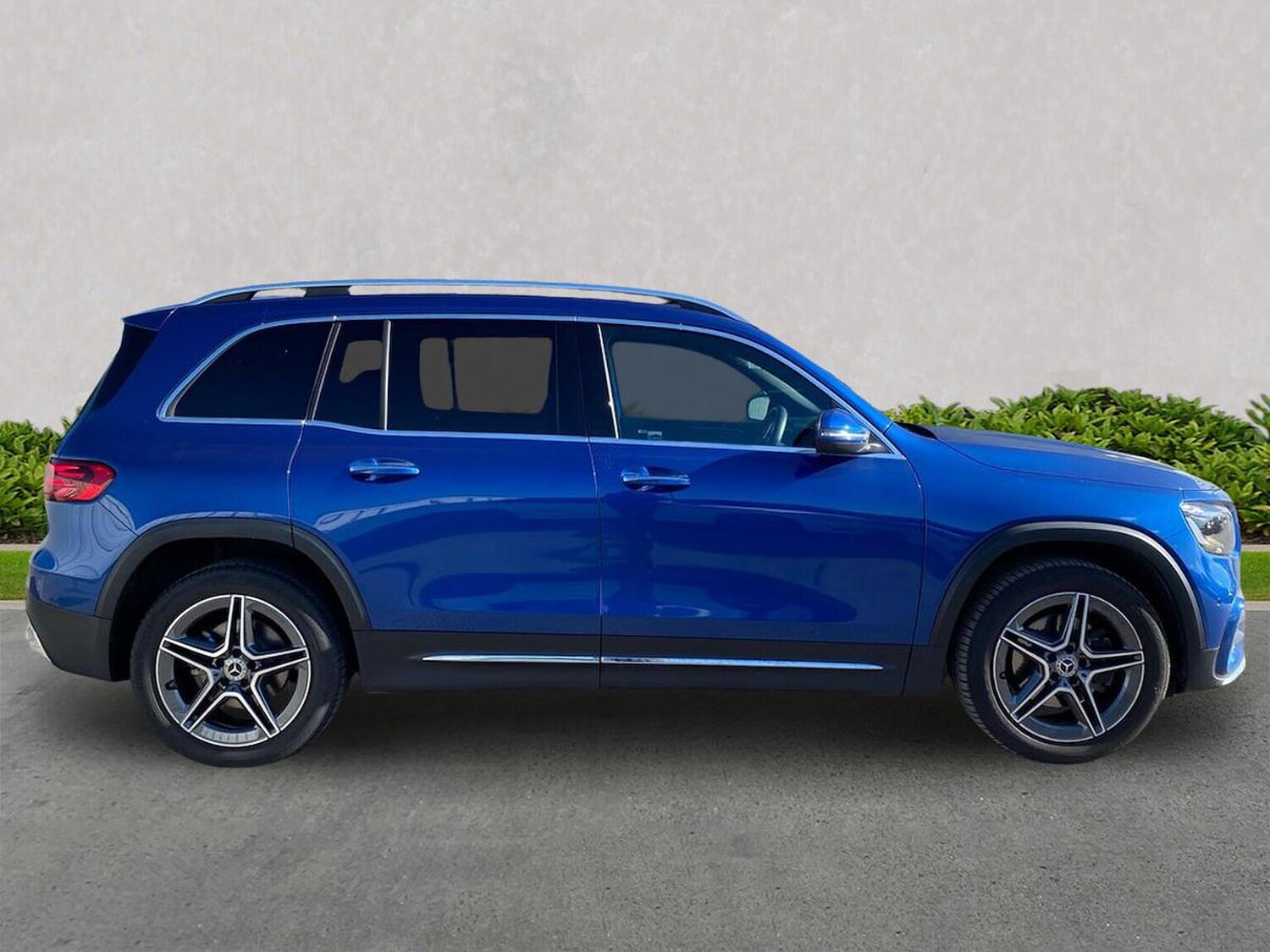 Used Mercedes-Benz GLB 2024 for sale - 76365088: Photo 3