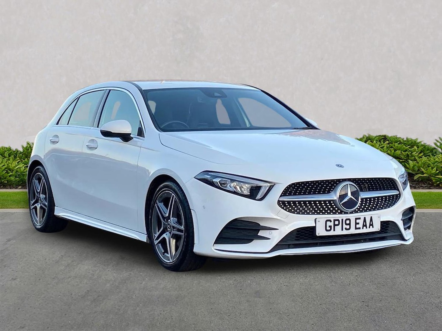 Used Mercedes-Benz A-Class 2019 for sale - 76736666: Photo 1