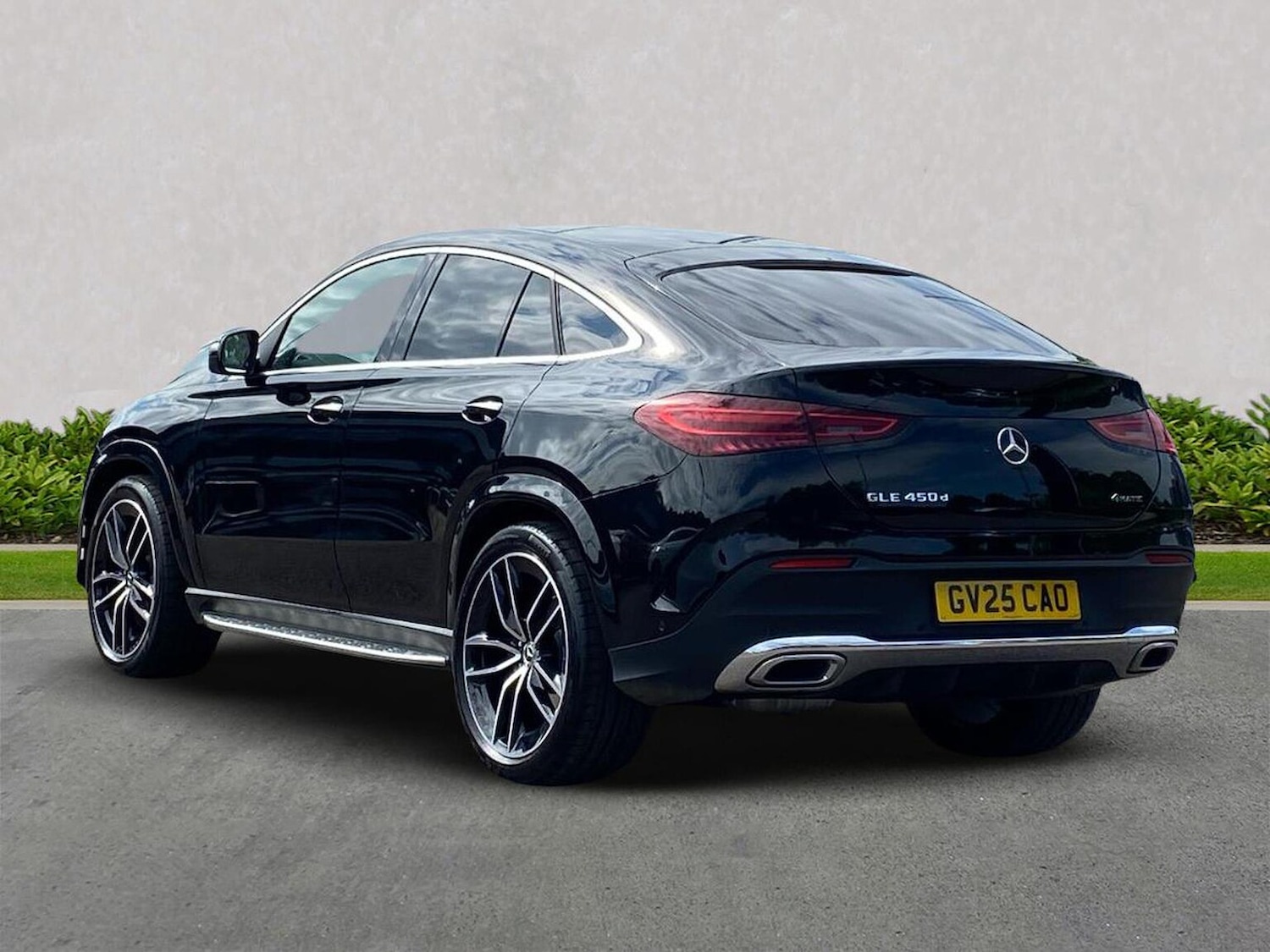 Used Mercedes-Benz GLE-Class 2025 for sale - 76057972: Photo 2