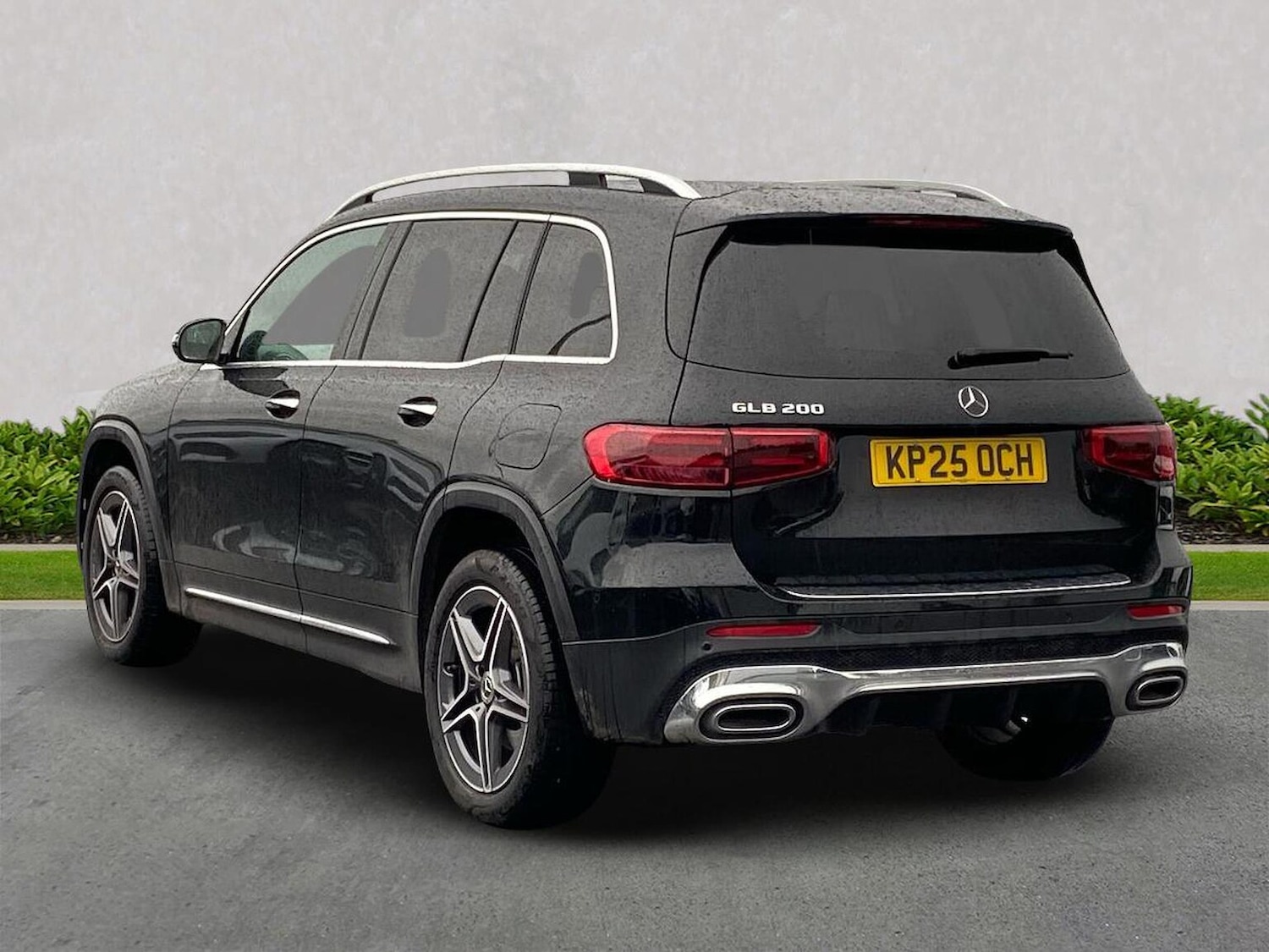 Used Mercedes-Benz GLB 2025 for sale - 76164811: Photo 2