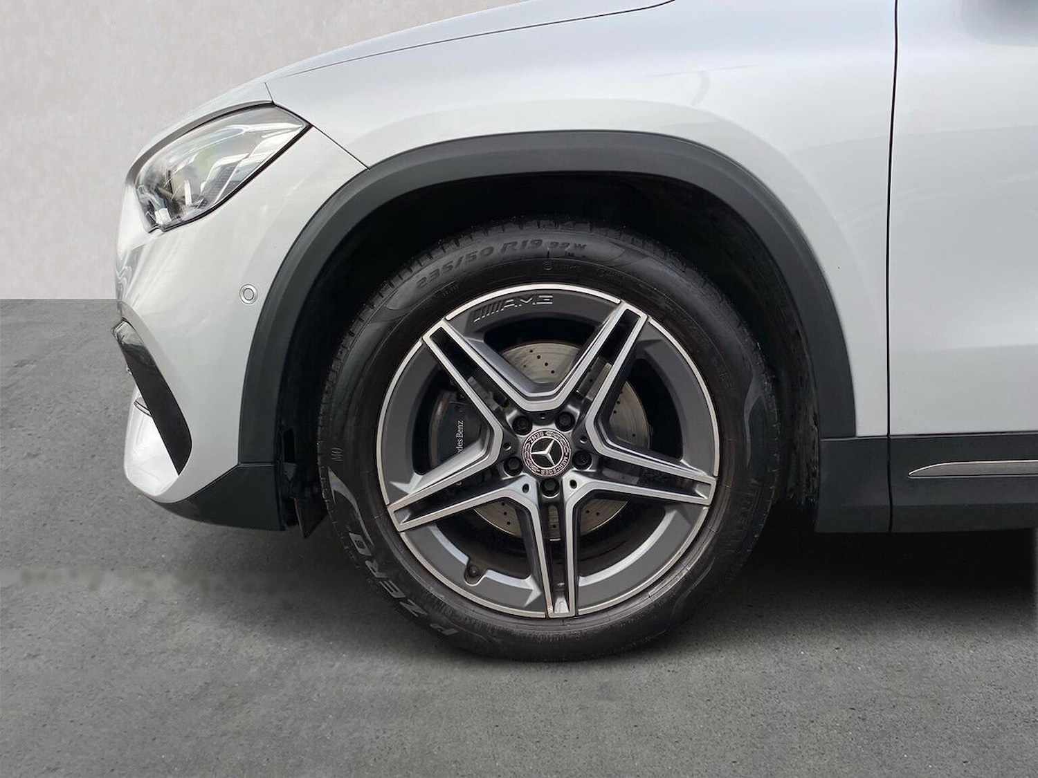 Used Mercedes-Benz GLA 2021 for sale - 76897061: Photo 6