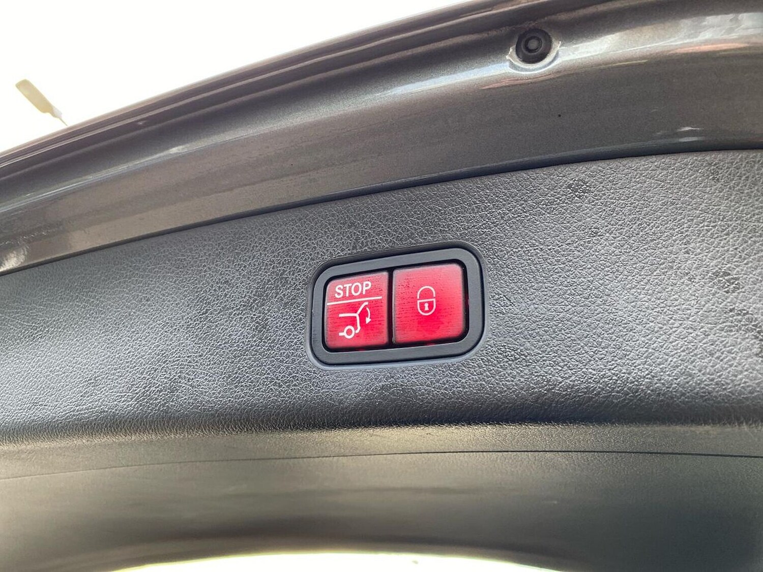 Used Mercedes-Benz GLC 2023 for sale - 76832018: Photo 40