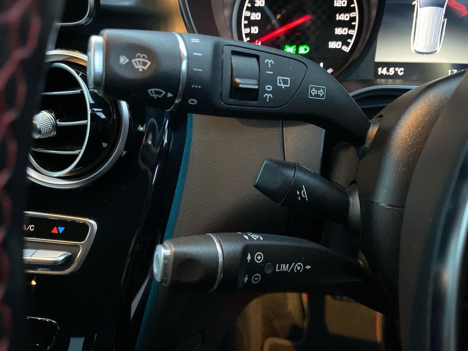 Used Mercedes-Benz GLC 2019 for sale - 76347061: Photo 28