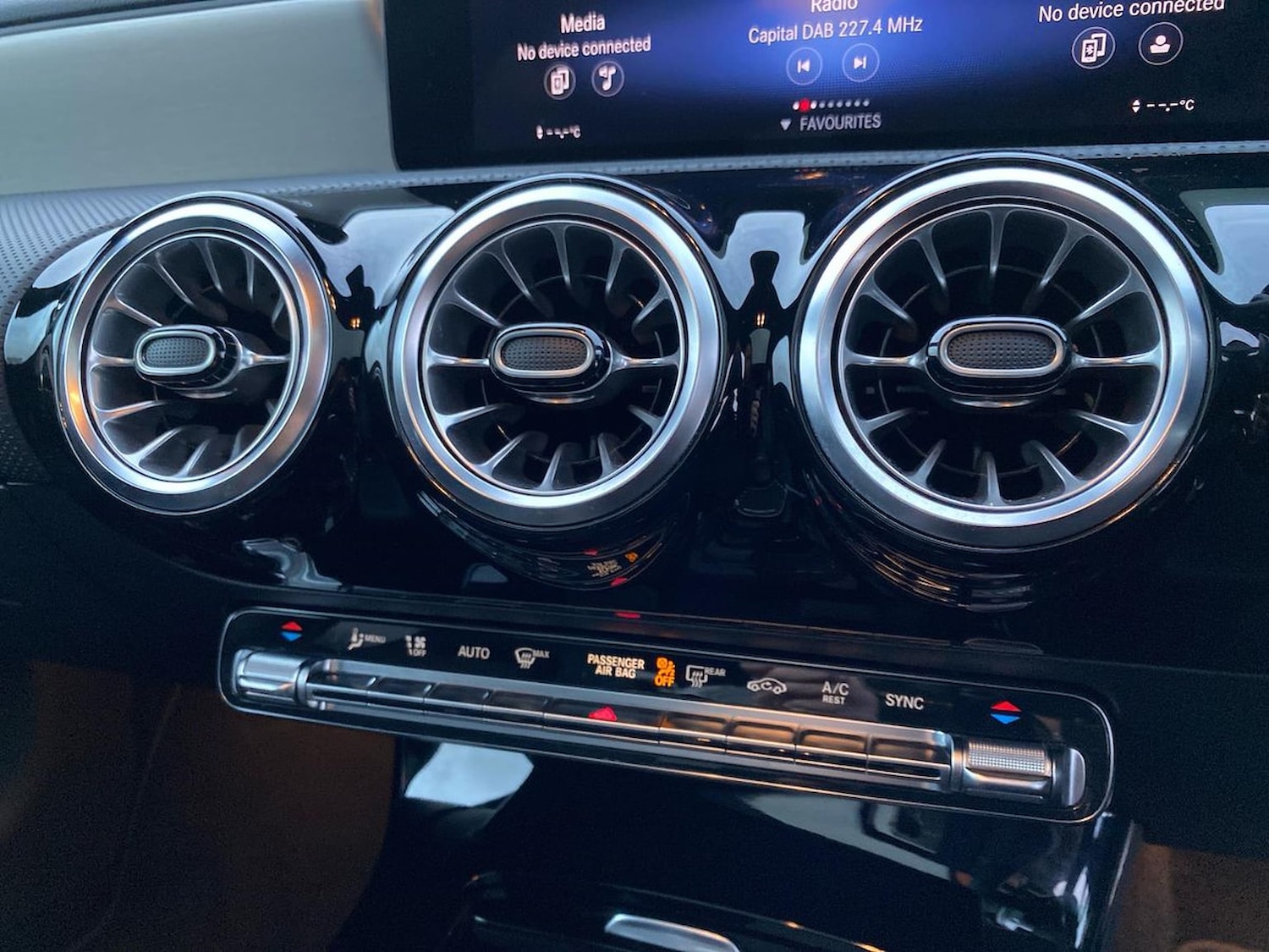 Used Mercedes-Benz CLA 2022 for sale - 76492406: Photo 12